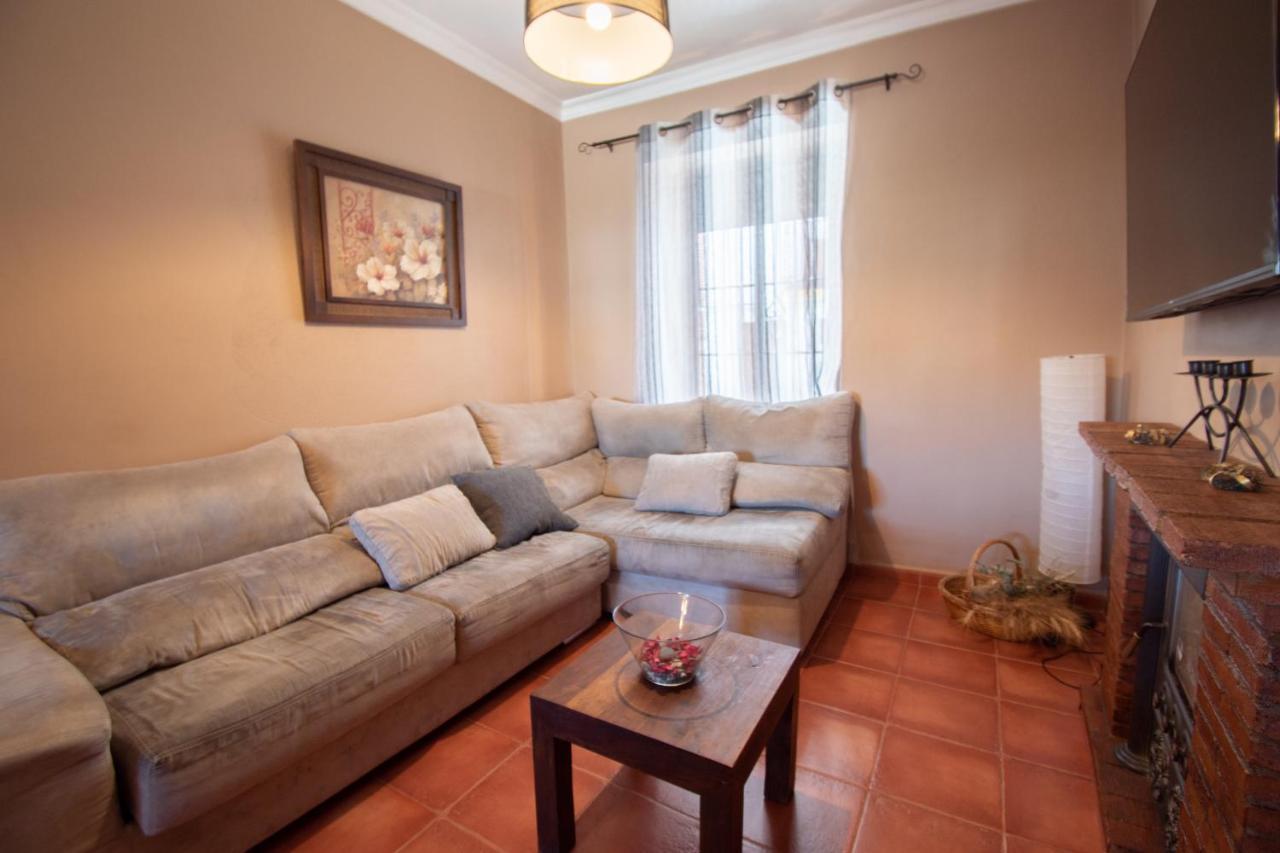 Villa Elisabeth Con Piscina Climatizada Chimenea Y Terraza Арриате Экстерьер фото