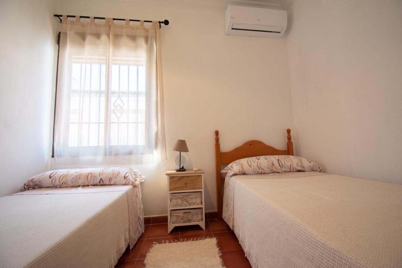 Villa Elisabeth Con Piscina Climatizada Chimenea Y Terraza Арриате Экстерьер фото