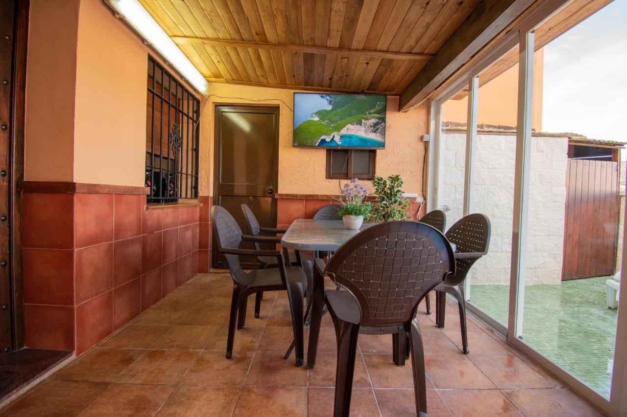 Villa Elisabeth Con Piscina Climatizada Chimenea Y Terraza Арриате Экстерьер фото
